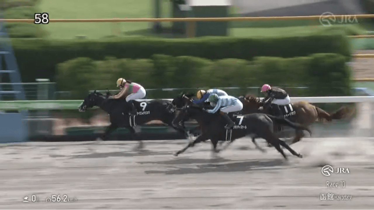 テイエムタリスマ（母ノンストップ　母の父オルフェーヴル）が4角先頭から押し切って連勝で3勝目